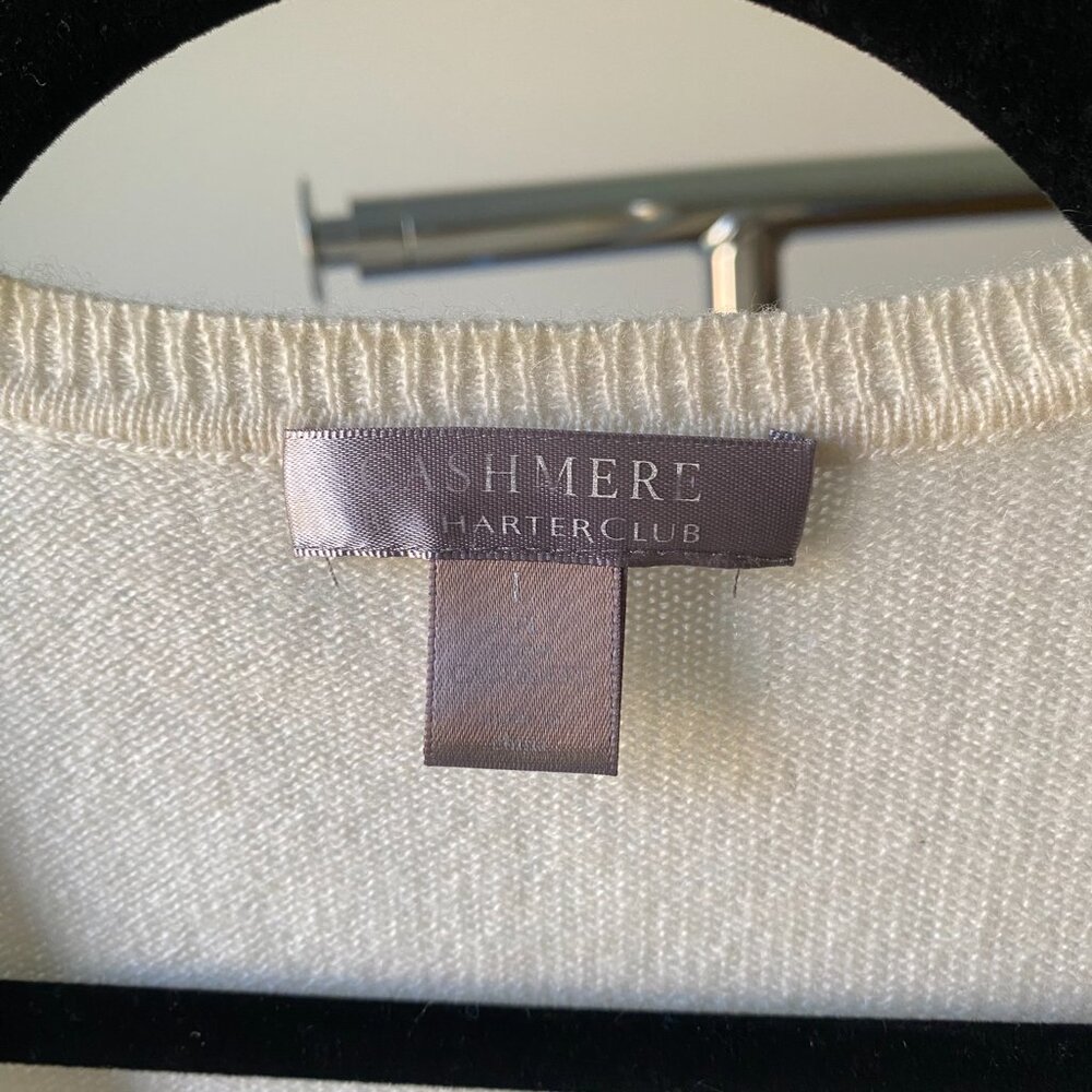 Cashmere Charter Club V Neck Sweater - Picture 2 of 4